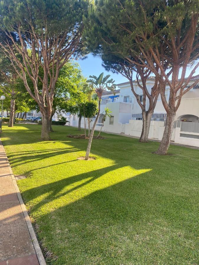 Apartamento La Almadraba Chiclana de la Frontera Exterior photo